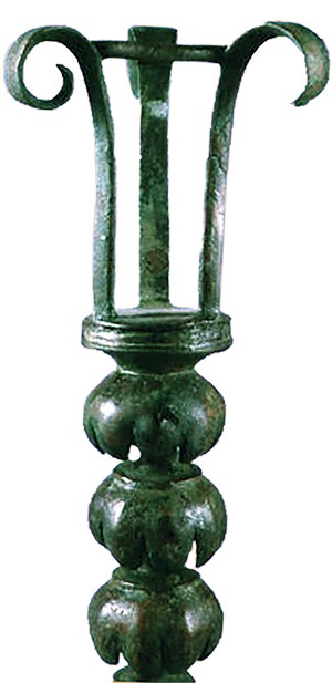 Bronze torch-holder